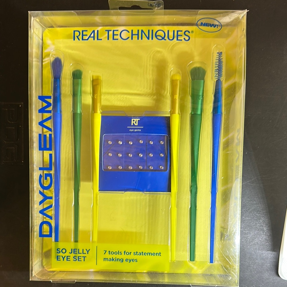 Real Techniques Daygleam Eye Brush Set - Blue, Green, Yellow